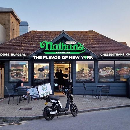Memories Made Hotel Selsey Exterior foto