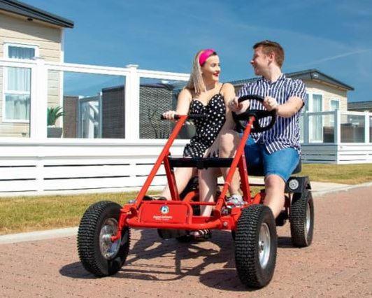 Memories Made Hotel Selsey Exterior foto